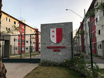 APARTAMENTO NA MARIO CORVAS COM 2 QUARTOS