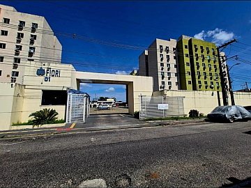 Alugo apartamento com 2 quartos e com m�veis planejados